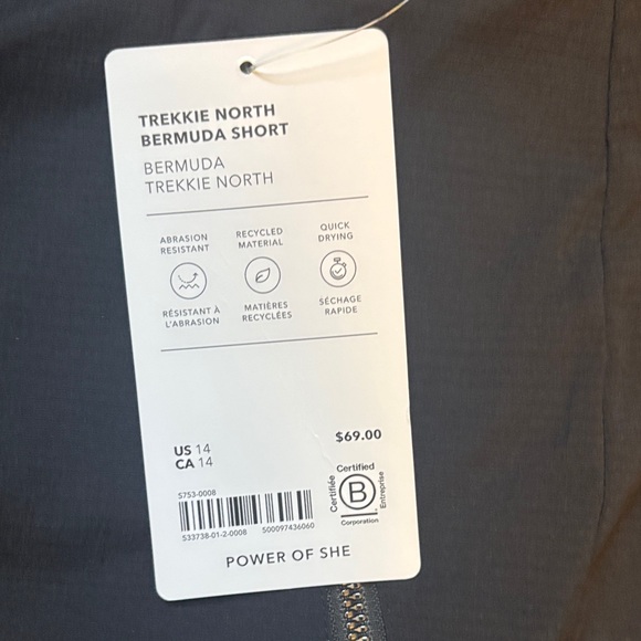 Athleta Black Trekkie North Bermuda Shorts - Picture 2 of 4